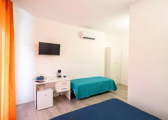 Prestige House 7 Scalea