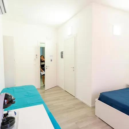 Pensión Prestige House 7